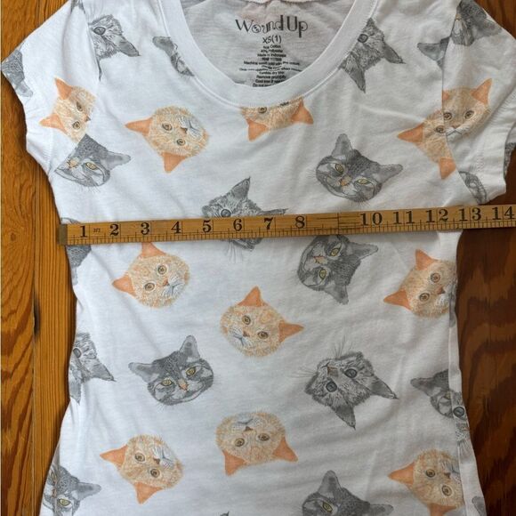 Wound Up Cat Print T-Shirt - Picture 4 of 4